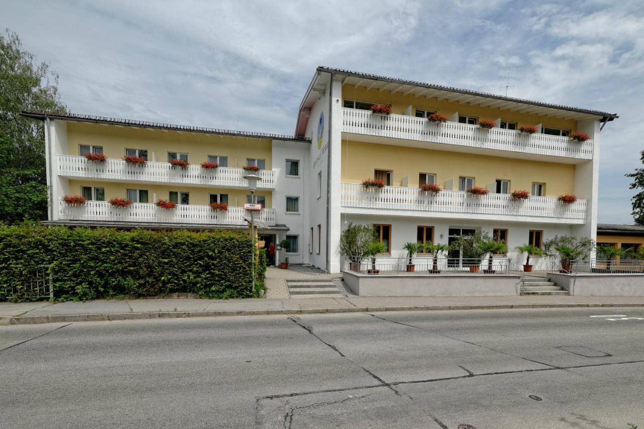 Hotel Bayerisch Meran バート・ファイルンバッハ エクステリア 写真